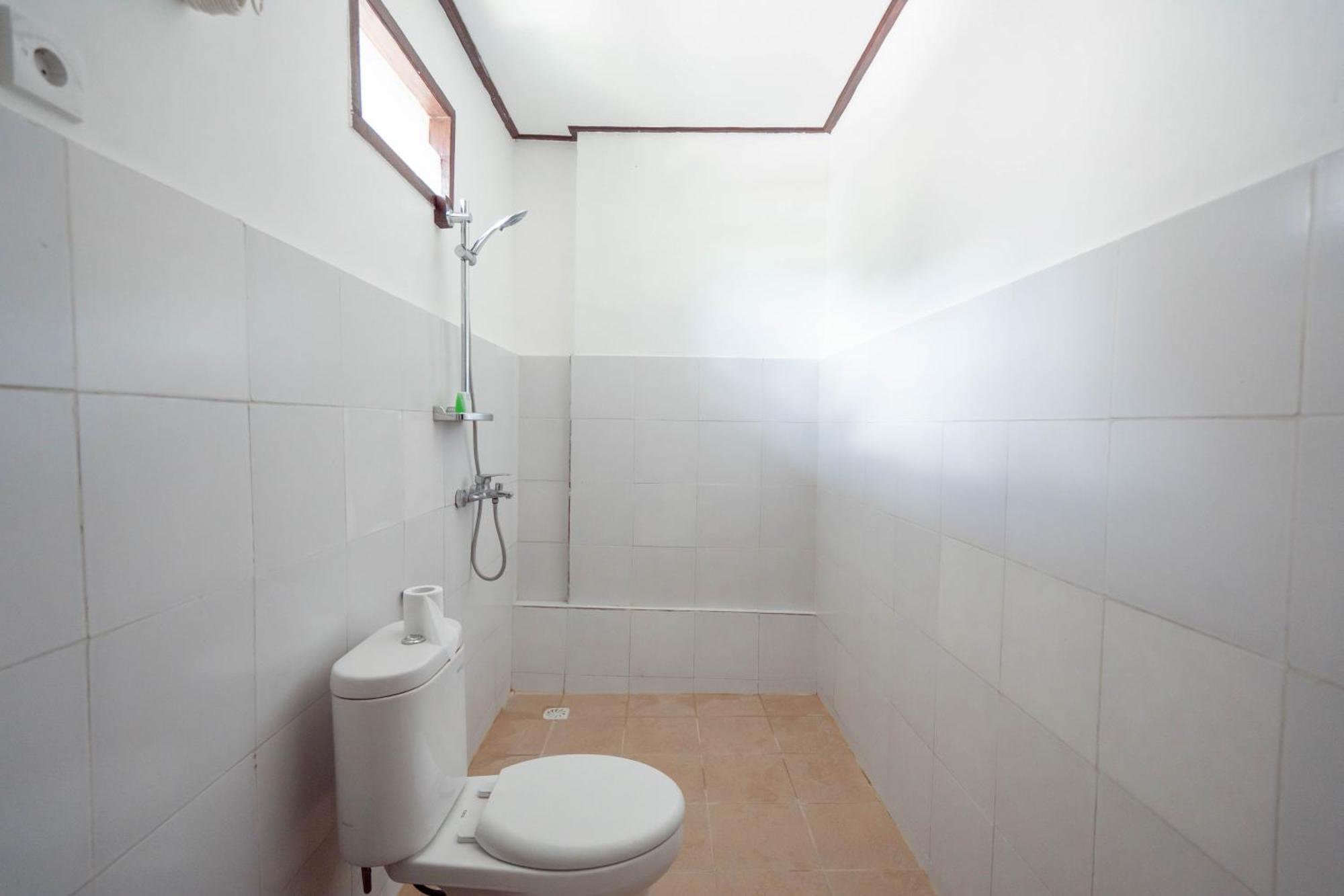 Brisk Homestay Uluwatu Redpartner ภายนอก รูปภาพ